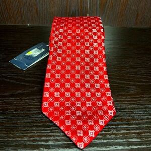 NEW WITH TAG - Made in USA 🇺🇸 Hart Schaffner Marx 100% Silk Necktie
